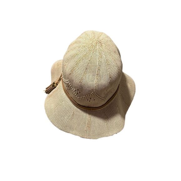 New! Crushable Hat With Tassel Design